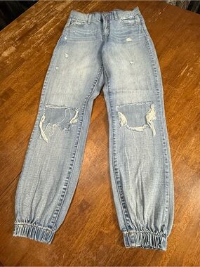 Rewash High Rise Jogger Jeans Light Wash Distressed Ripped Denim Size 25
